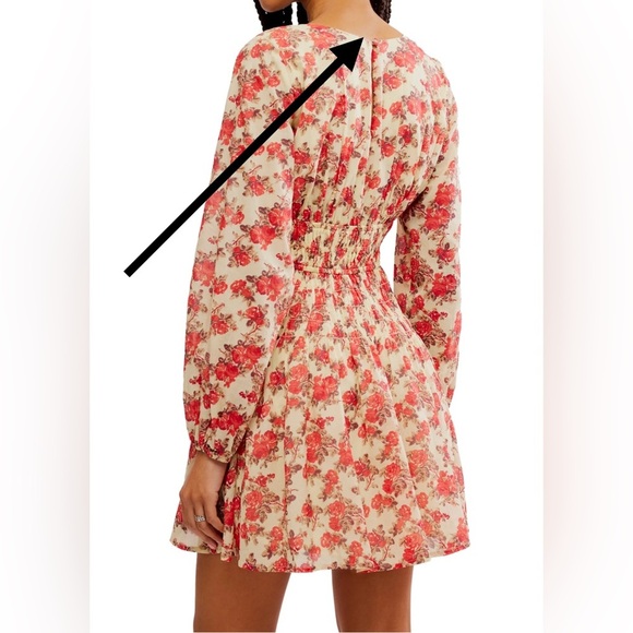 Free People Keep You Mini Dress Size Large Floral V-Neck NWT (Missing Button) - Picture 6 of 7